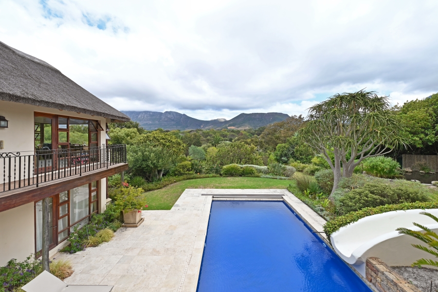 To Let 6 Bedroom Property for Rent in Constantia Western Cape